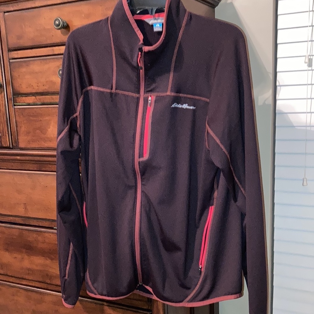 Eddie Bauer Full-Zip Men’s Adult Large. High quality and comfortable. Never worn